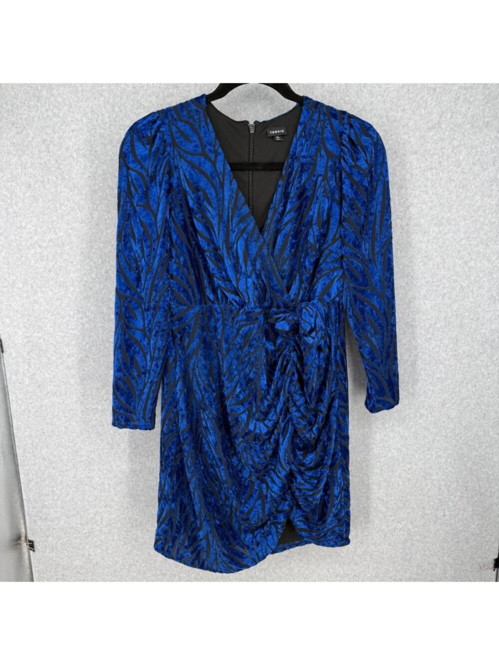 Torrid At The Knee Velvet High Slit Dress Size 14 Blue Black Zebra Stripe Glam